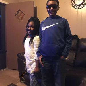 Meet your Posher, Dennis